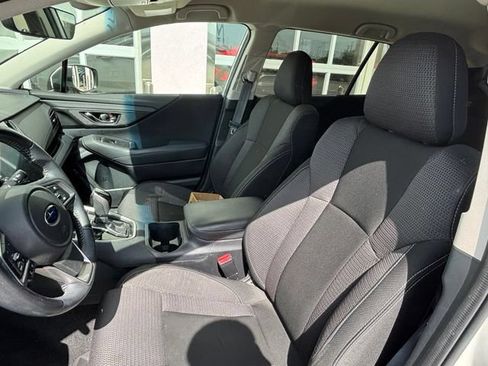 Used 2021 Subaru Outback Premium AWD/4WD image 4