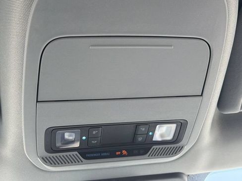 Used 2023 Ford F150 XLT AWD/4WD image 18