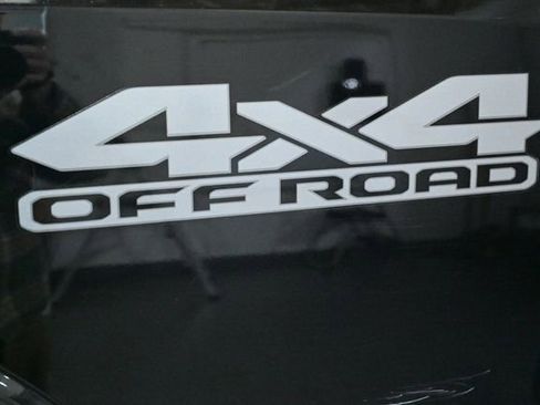 Used 2020 RAM 2500 Laramie w/ Night Edition image 13