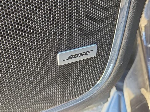 Used 2018 Chevrolet Tahoe LT image 24