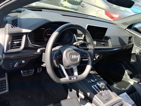 Used 2018 Audi SQ5 Prestige AWD/4WD image 6