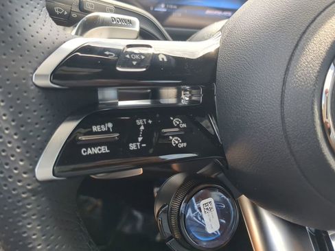 New 2024 Mercedes-Benz GLB 35 AMG 4MATIC image 13