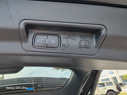 New 2026 Ford Explorer ST-Line w/ ST-Line Street Pack image 33