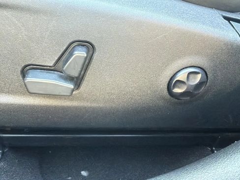 Used 2021 Chrysler 300 S RWD image 41