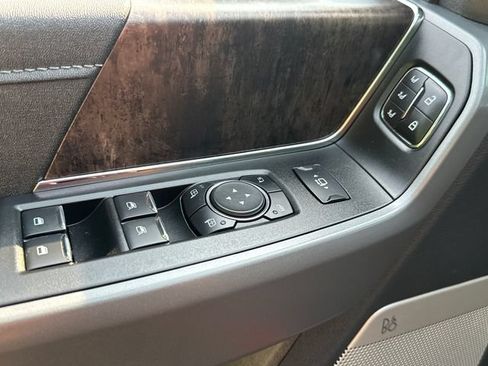 Used 2024 Ford F250 Lariat w/ Lariat Ultimate Package AWD/4WD image 25