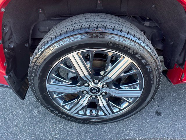 Used 2023 Toyota Sequoia Capstone AWD/4WD image 14