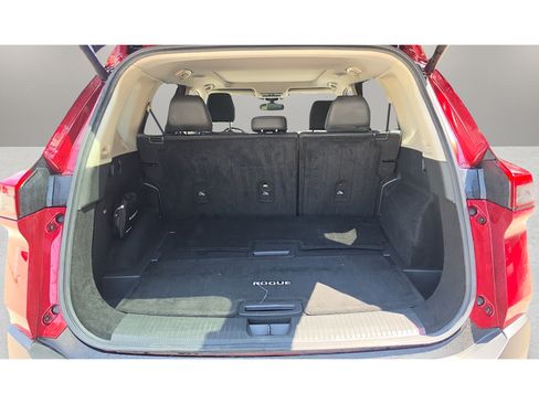 Used 2021 Nissan Rogue SL w/ Premium Package FWD image 12