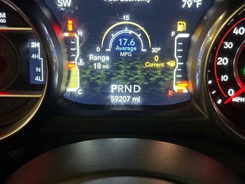 Certified 2018 Jeep Wrangler Rubicon AWD/4WD image 25