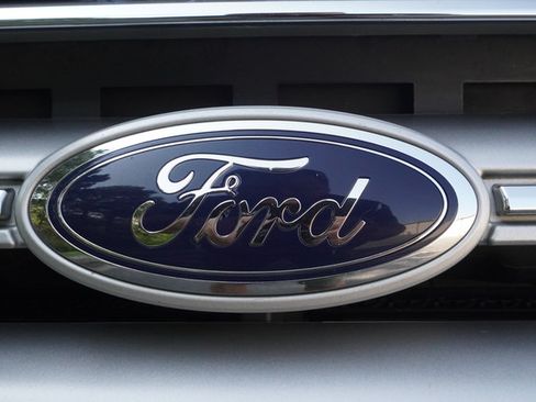 Used 2018 Ford Escape SE FWD image 40