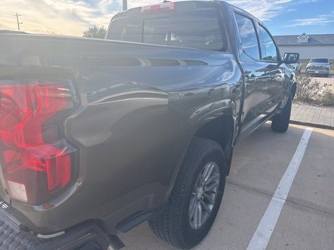 Used 2024 Chevrolet Colorado LT w/ LT Convenience Package II image 11