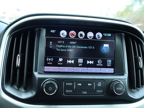 Used 2018 Chevrolet Colorado ZR2 image 27