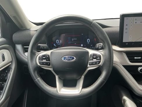 Used 2025 Ford Explorer Active w/ Active Comfort Package AWD/4WD image 18