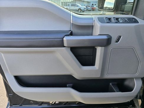 Used 2020 Ford F250 XLT w/ XLT Premium Package image 8