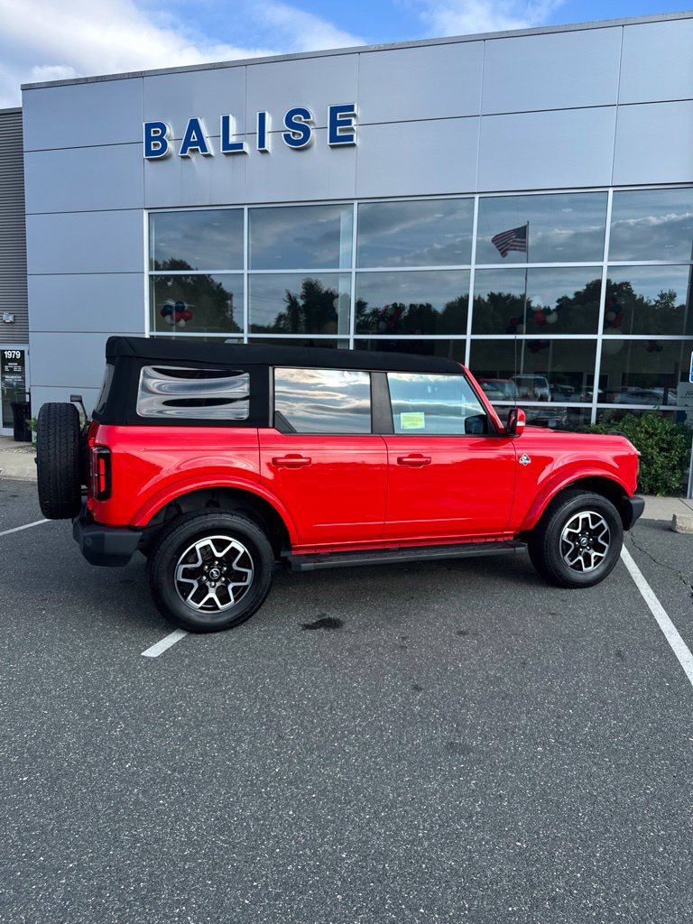 Used 2023 Ford Bronco Outer Banks AWD/4WD image 5