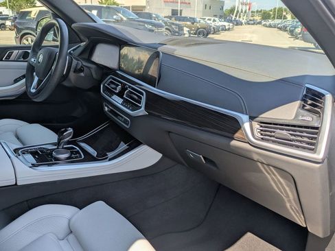 Used 2023 BMW X5 sDrive40i w/ Premium Package RWD image 26