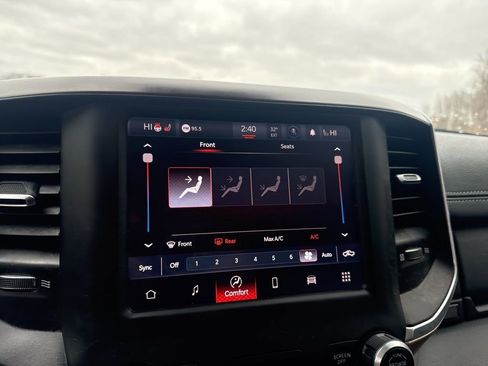 Used 2022 RAM 1500 Laramie image 26