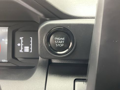 Used 2024 Toyota Tacoma SR RWD image 18
