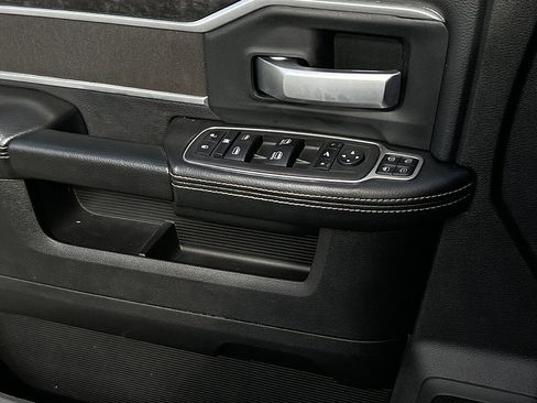 Used 2024 RAM 2500 Big Horn image 19