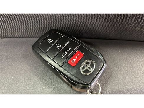 Used 2025 Toyota Camry LE FWD image 19