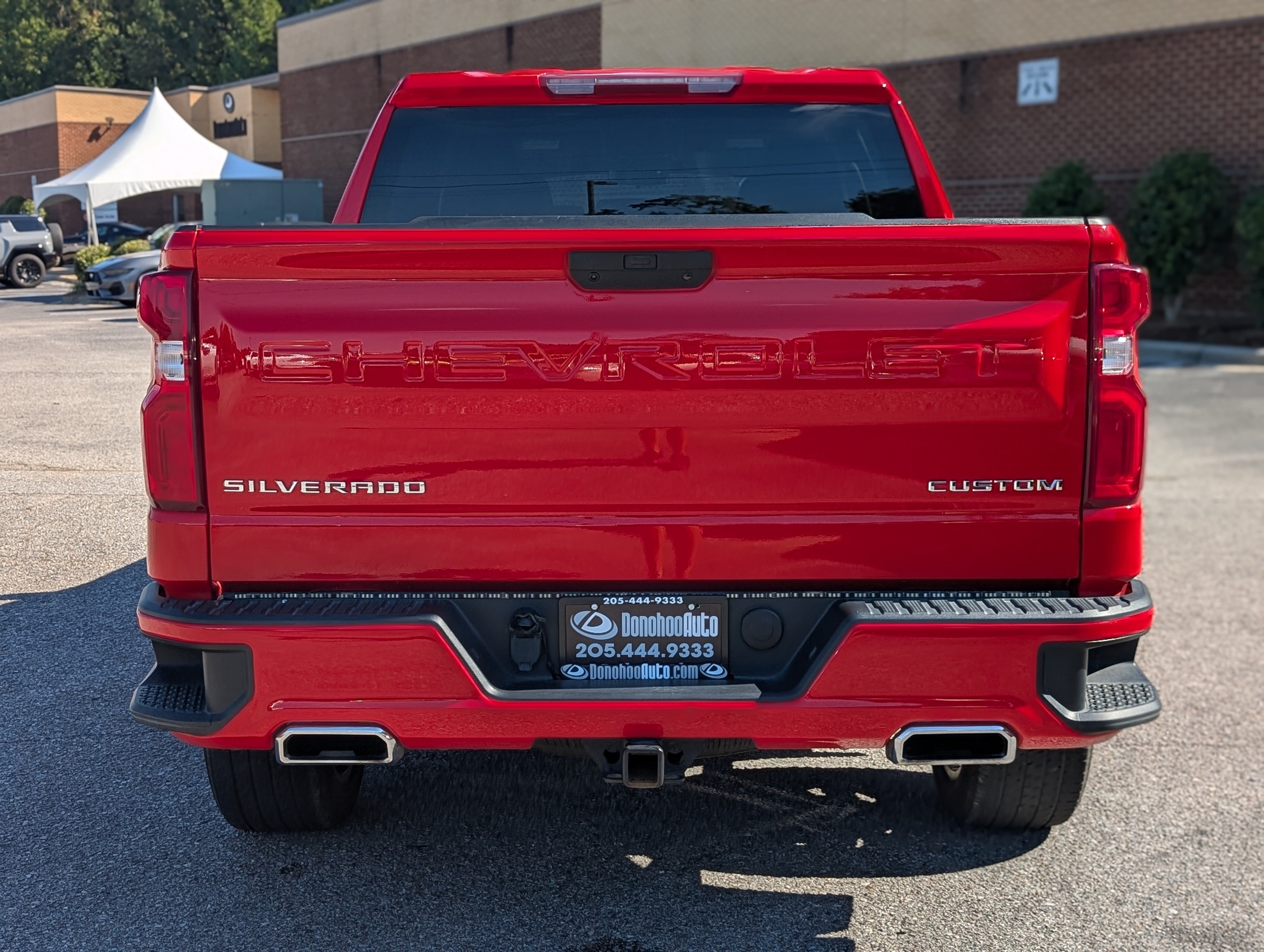 Used 2020 Chevrolet Silverado 1500 Custom w/ Custom Value Package AWD/4WD image 8
