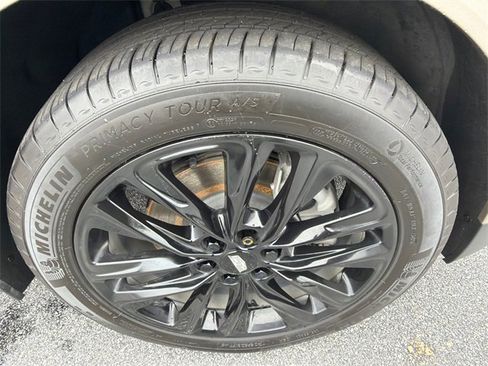 Used 2022 Cadillac XT5 Premium Luxury w/ LPO, Floor Liner Package image 12