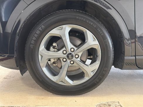 Used 2023 Ford Escape ST-Line FWD image 13