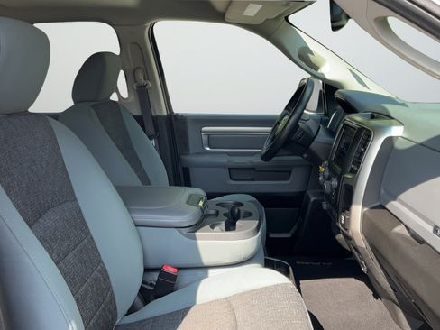 Used 2019 RAM 1500 Big Horn RWD image 26