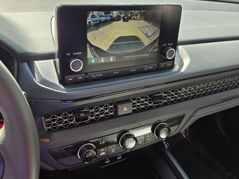 Certified 2025 Honda Accord LX image 19
