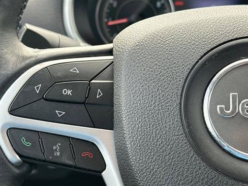 Used 2014 Jeep Cherokee Trailhawk w/ Technology Group image 27