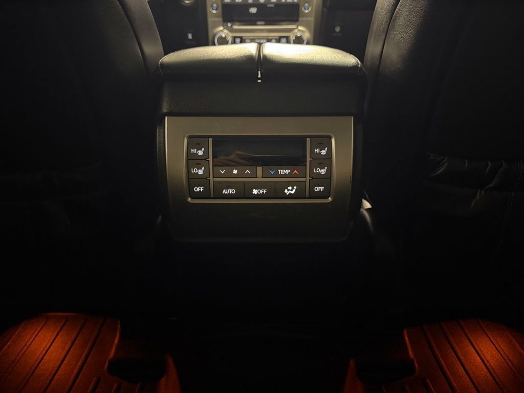 Used 2017 Lexus GX 460 Premium w/ Premium Package AWD/4WD image 18