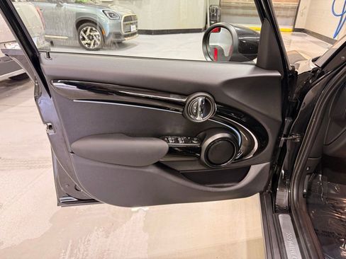 Used 2023 MINI Cooper S image 10