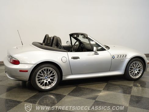 Used 2001 BMW Z3 3.0i RWD image 14