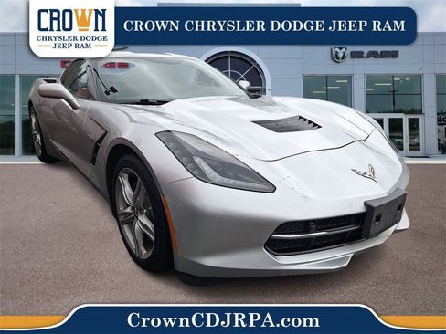 Used 2017 Chevrolet Corvette Stingray Coupe w/ 3LT Preferred Equipment Group image 1