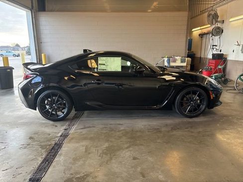 New 2026 Toyota GR86 Premium image 5