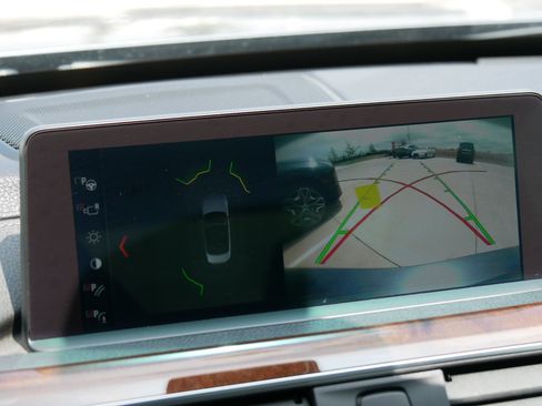 Used 2018 BMW 440i Convertible w/ M Sport Package RWD image 17