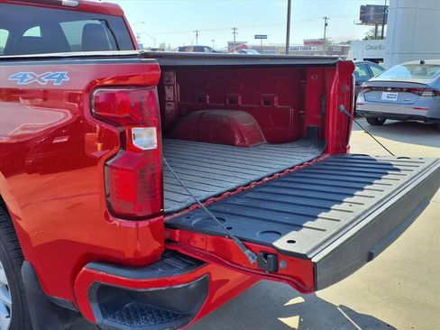 Used 2023 Chevrolet Silverado 1500 Custom image 20