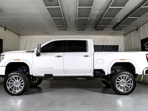 Used 2022 GMC Sierra 2500 Denali w/ Denali Ultimate Package AWD/4WD image 11