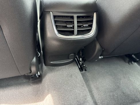 Used 2024 Chevrolet Malibu LT image 14