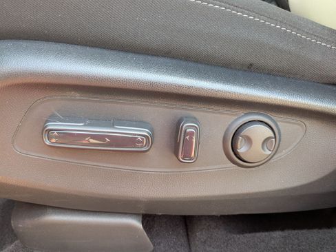 Used 2024 Honda CR-V EX image 31