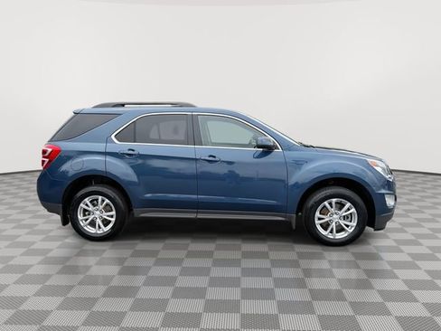 Used 2017 Chevrolet Equinox LT w/ Convenience Package FWD image 12