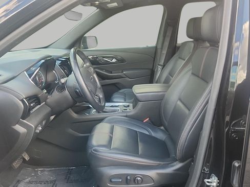 Used 2023 Chevrolet Traverse RS AWD/4WD image 14