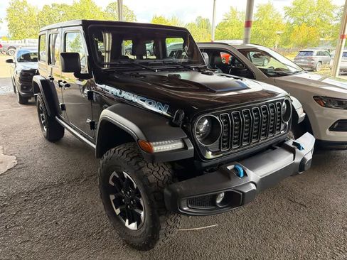 Used 2024 Jeep Wrangler Unlimited Rubicon 4xe AWD/4WD image 1