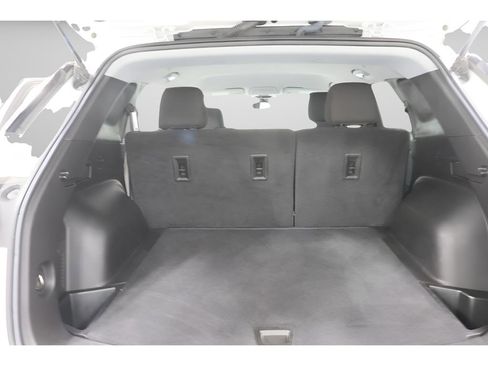 Used 2022 Chevrolet Blazer LT image 24