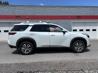 Used 2025 Nissan Pathfinder SL AWD/4WD video 2
