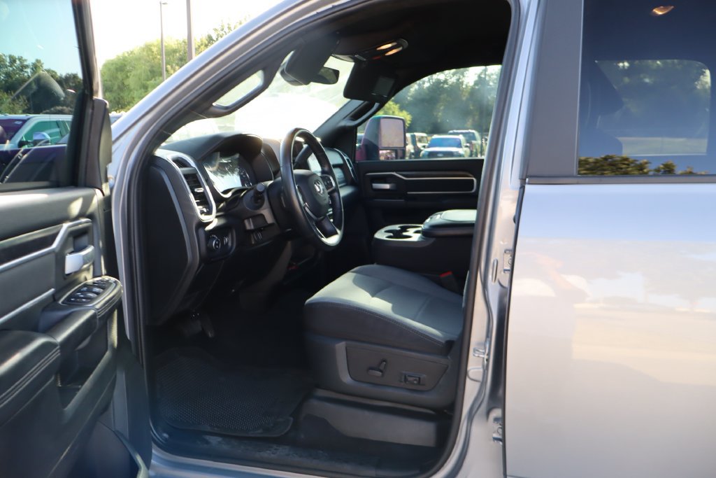 Used 2024 RAM 3500 Big Horn AWD/4WD image 25