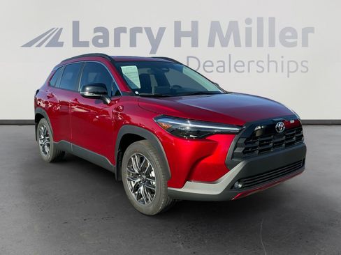 Certified 2026 Toyota Corolla Cross XLE image 7