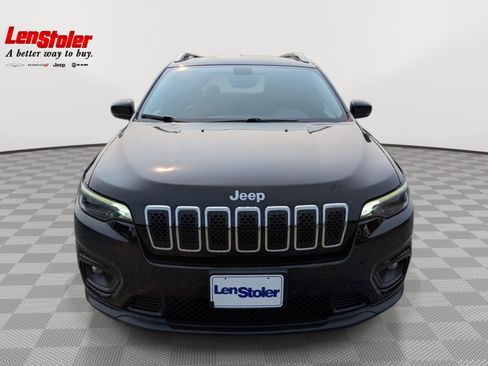 Used 2019 Jeep Cherokee Latitude Plus w/ Comfort/Convenience Group AWD/4WD image 8