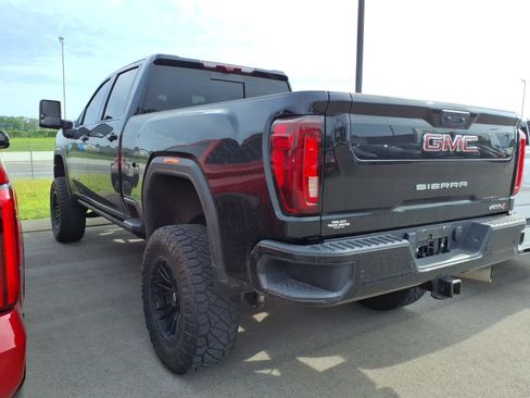Used 2023 GMC Sierra 2500 AT4 w/ AT4 Premium Plus Package AWD/4WD image 4