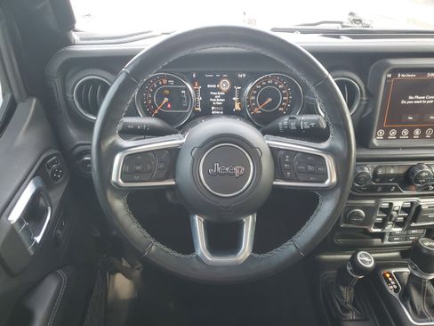 Used 2022 Jeep Wrangler Unlimited Sahara w/ LED Lighting Group image 17