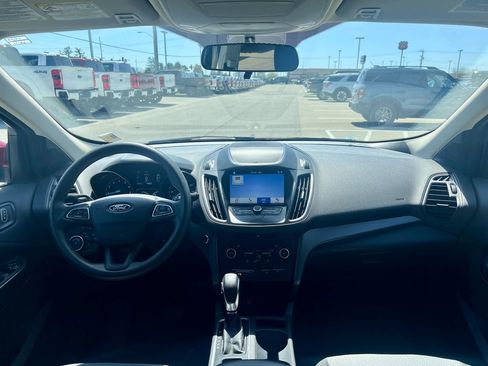 Used 2019 Ford Escape SE image 26